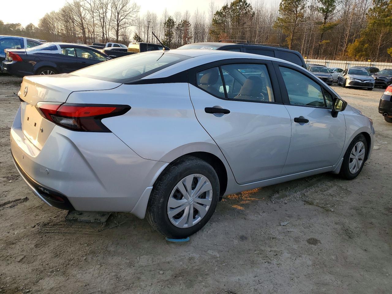 2023 NISSAN VERSA