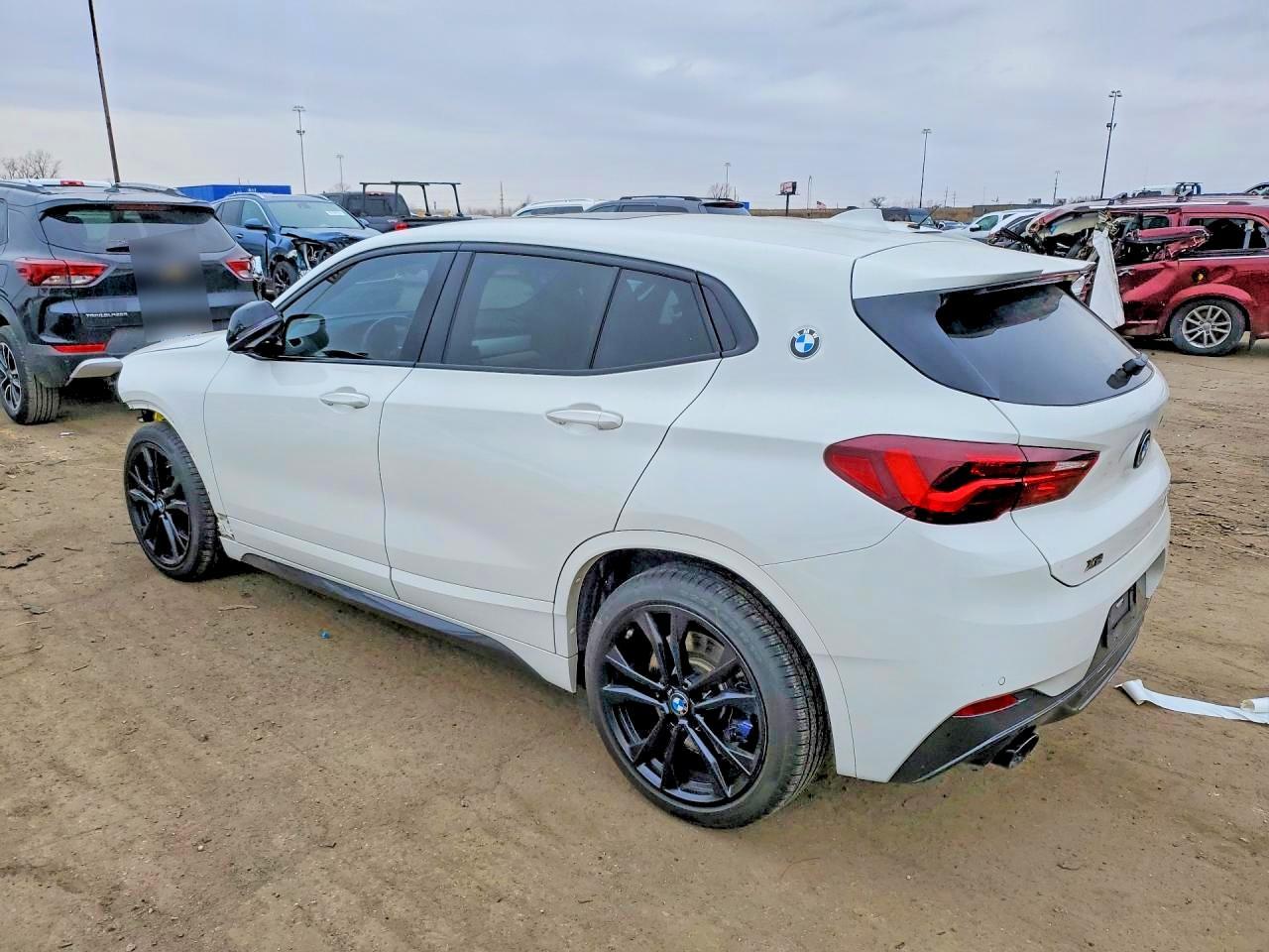 2022 BMW X2