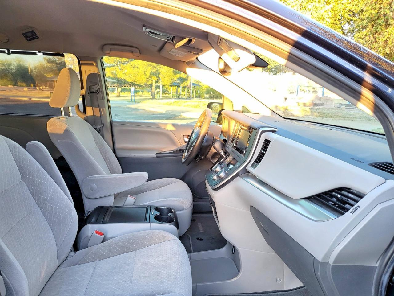 2020 TOYOTA SIENNA