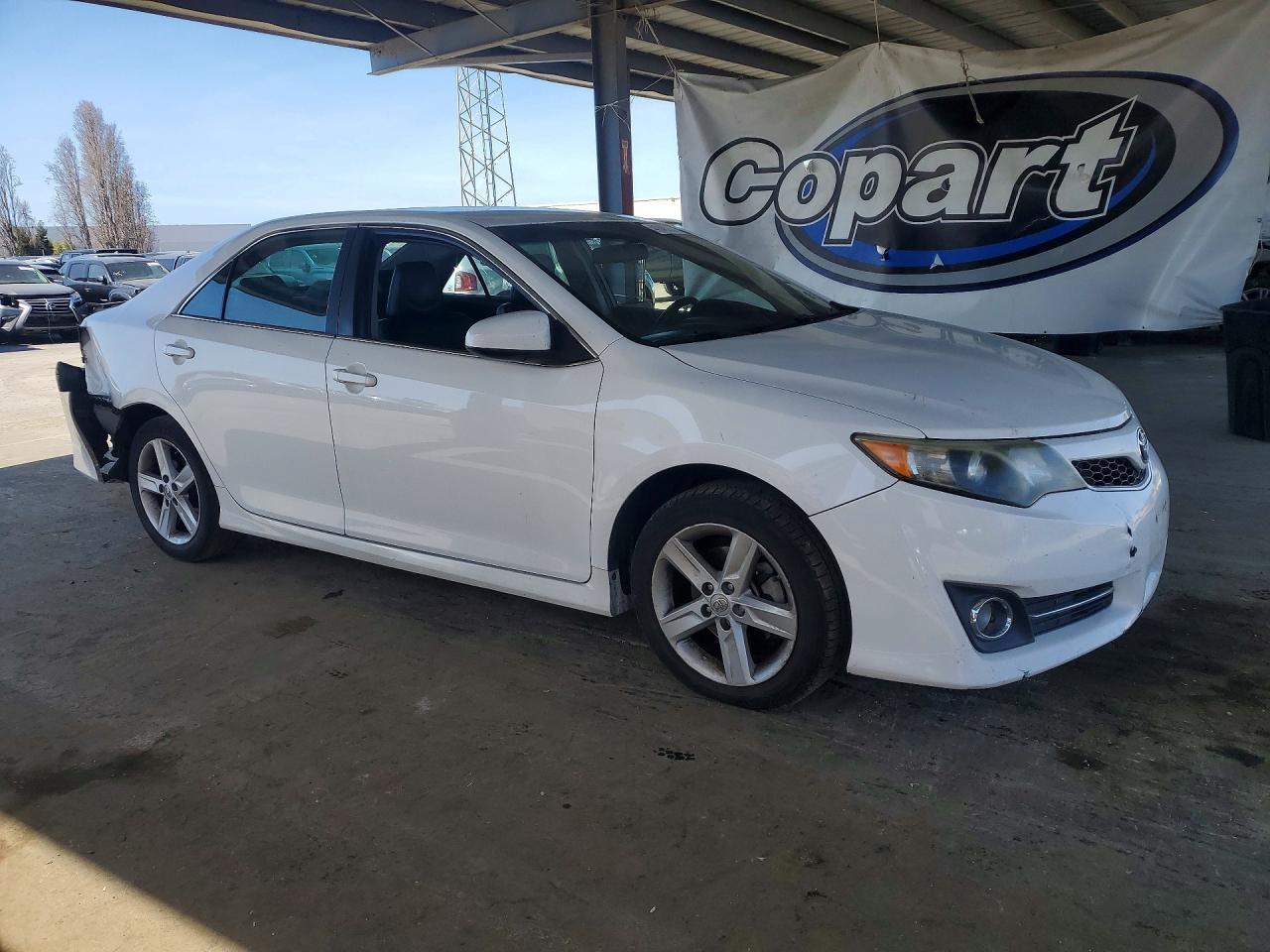 2013 TOYOTA CAMRY