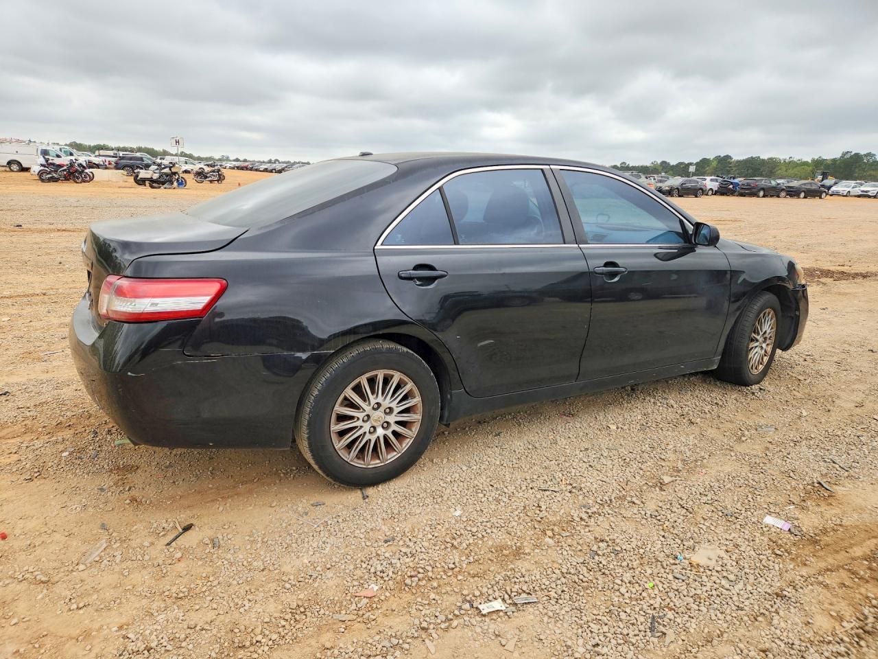 2010 TOYOTA CAMRY