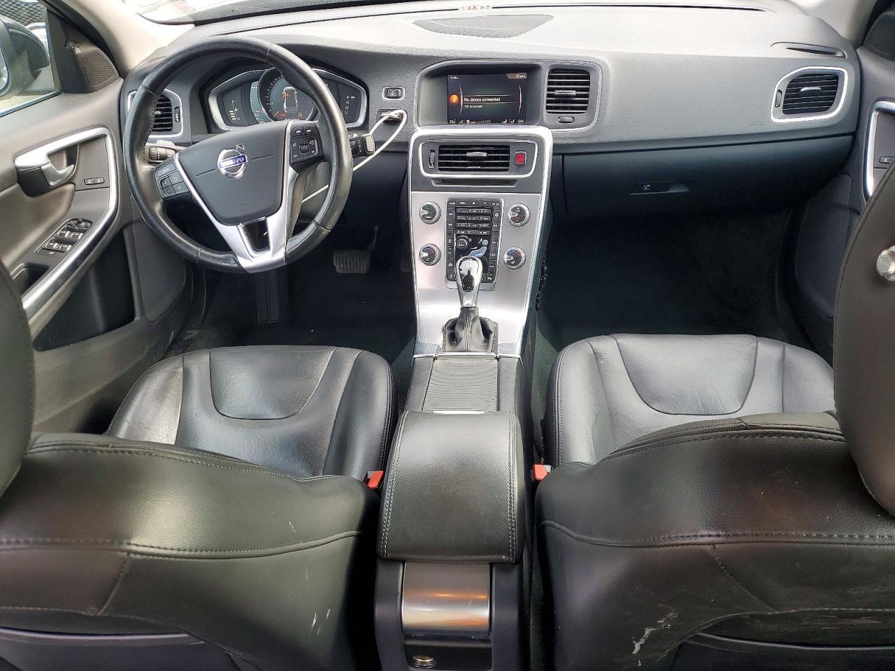 2018 VOLVO S60