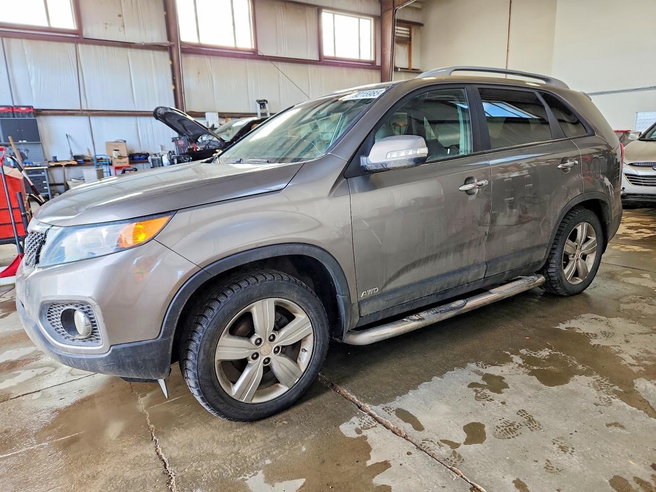 2013 KIA SORENTO