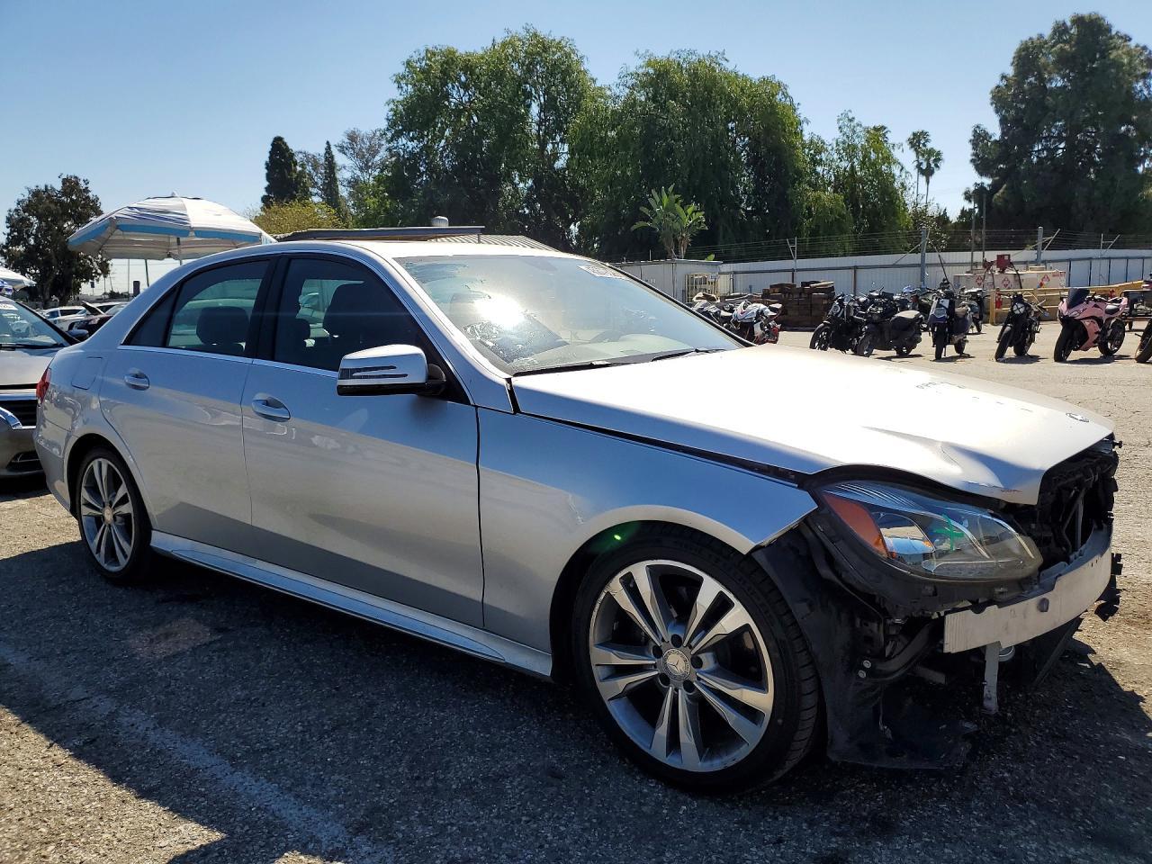 2015 MERCEDES-BENZ E-Class