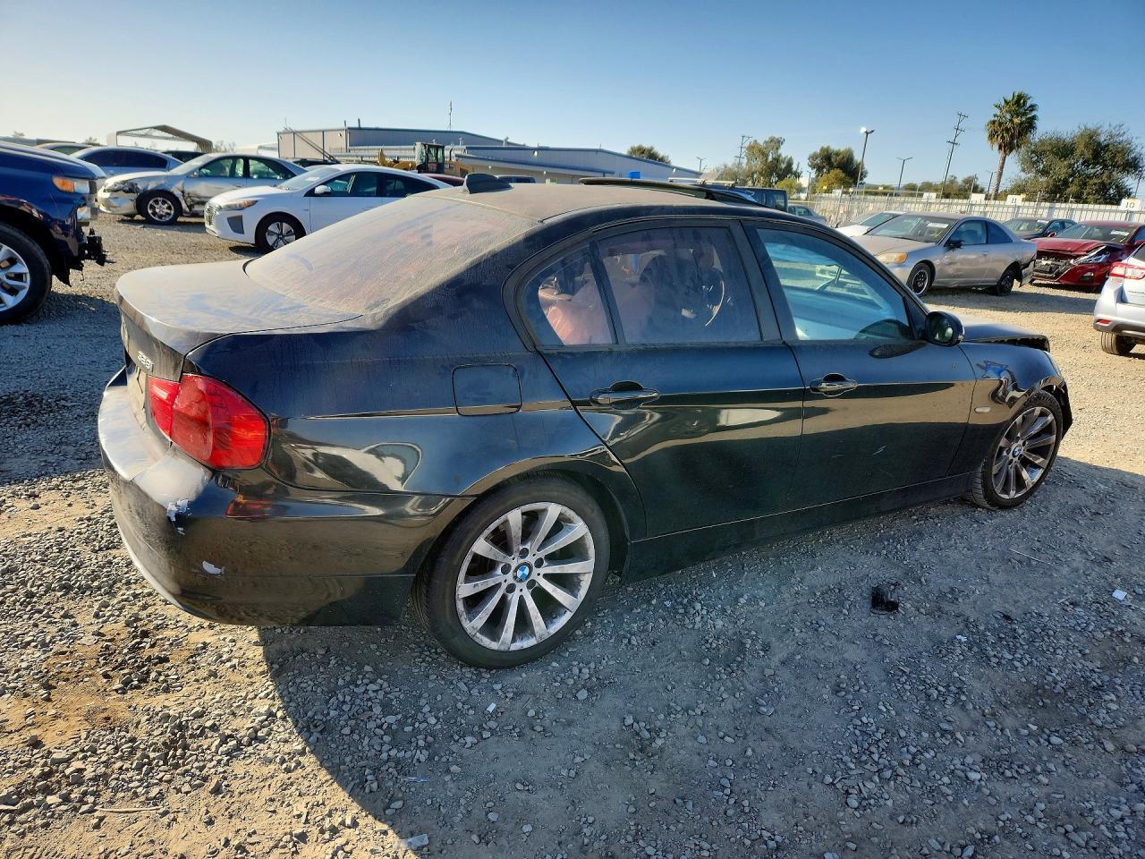 2011 BMW 3 SERIES