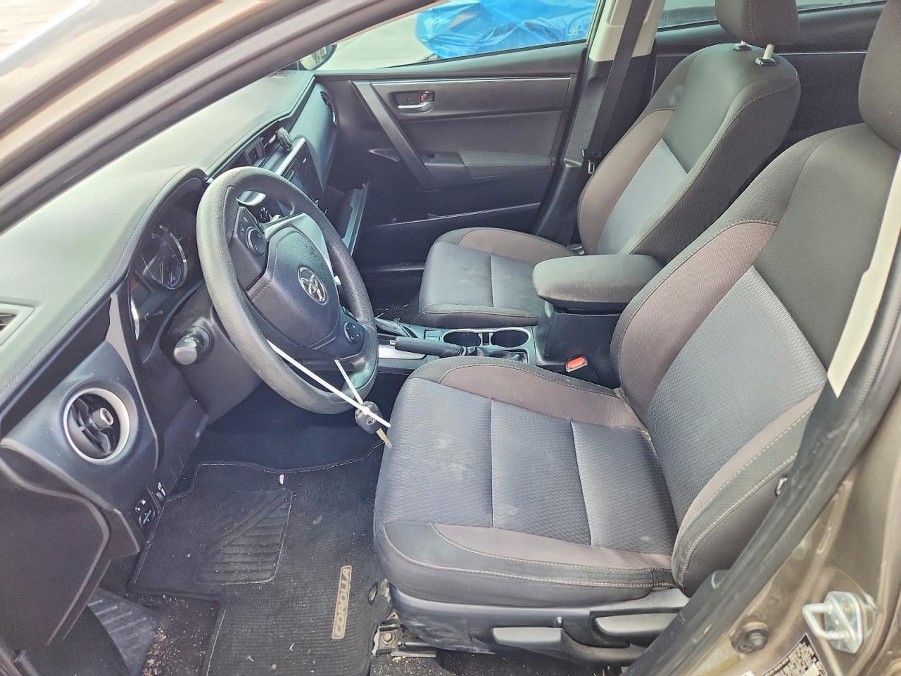 2017 TOYOTA COROLLA