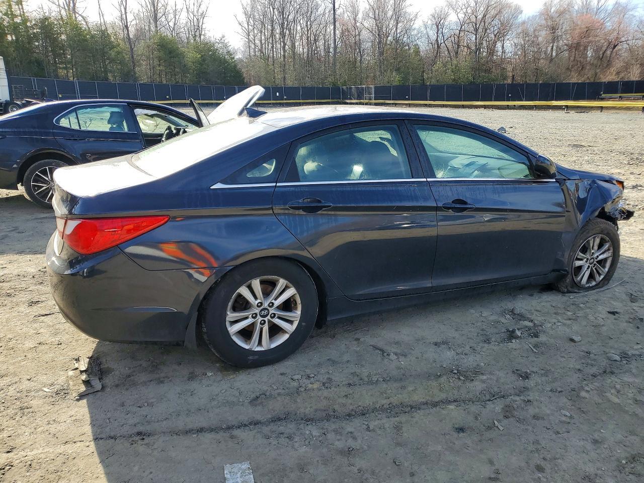 2013 HYUNDAI SONATA