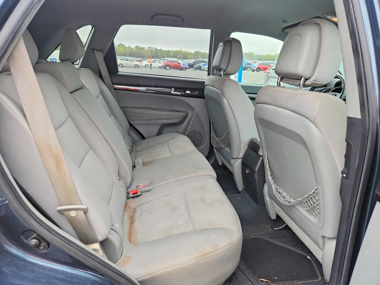 2011 KIA SORENTO