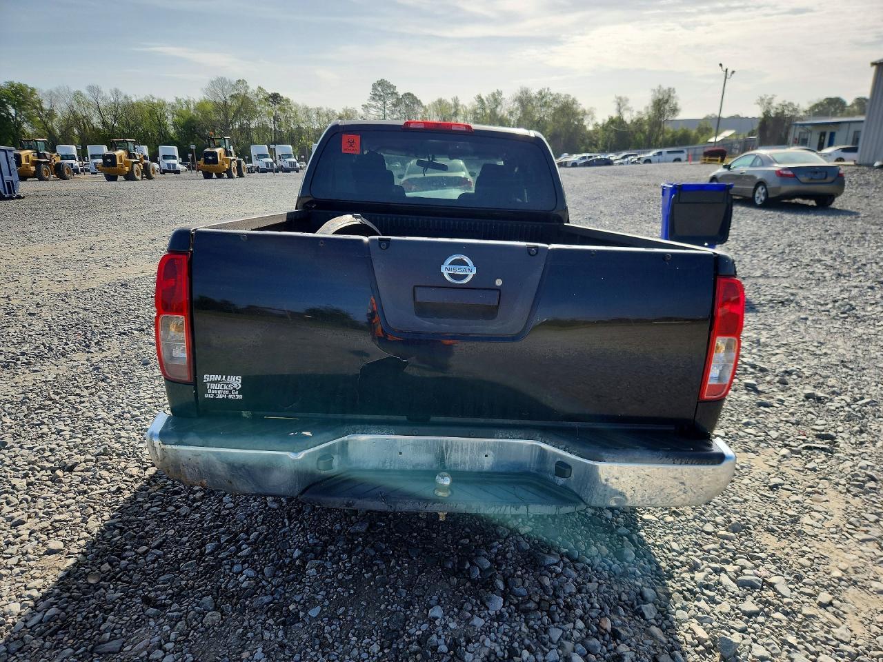 2015 NISSAN Frontier