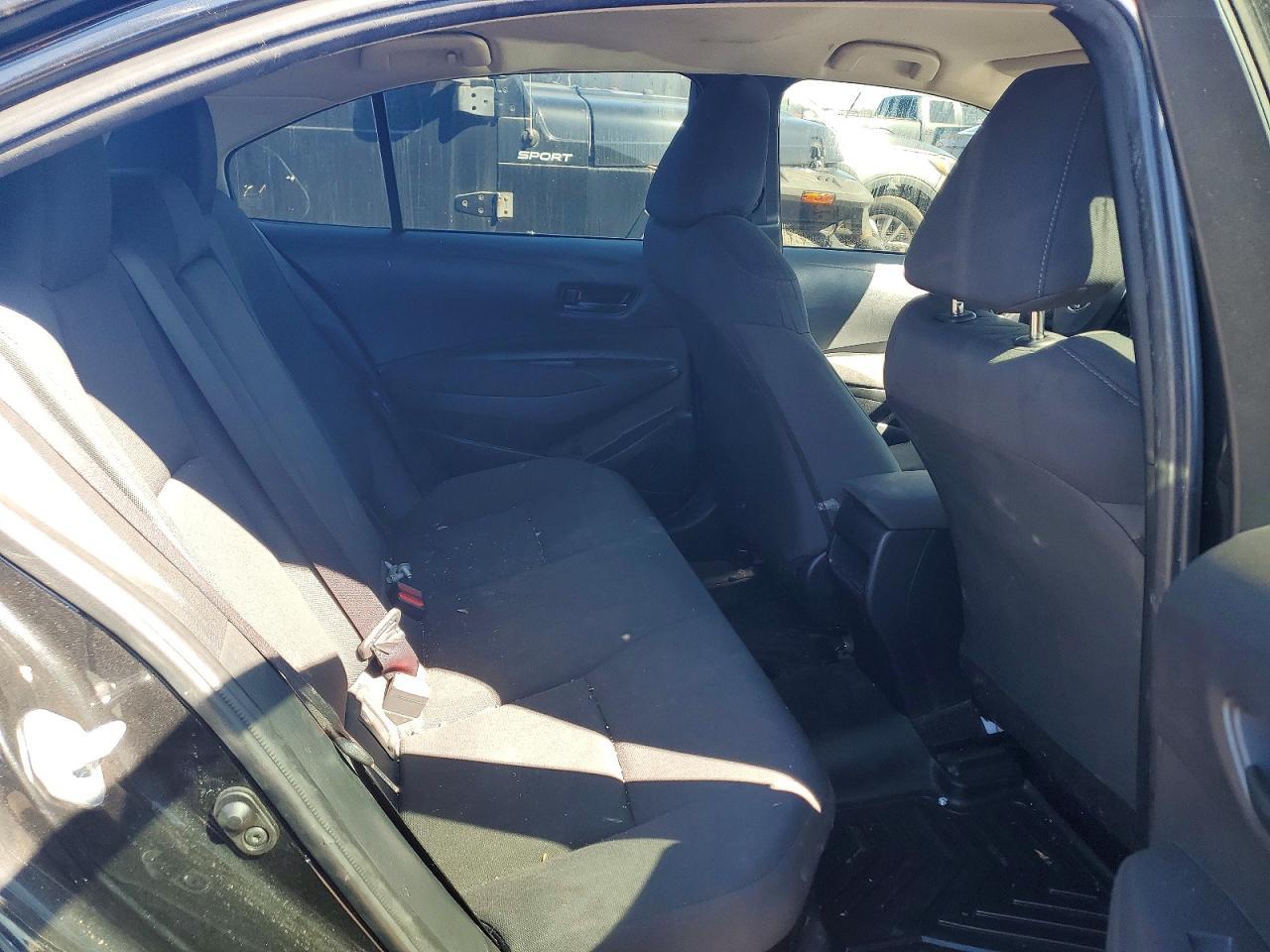 2022 TOYOTA COROLLA