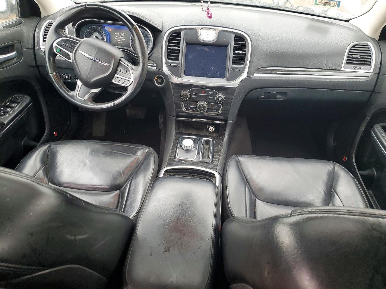 2018 CHRYSLER 300