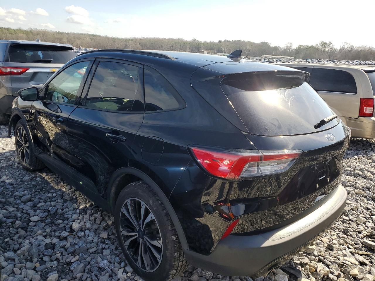 2022 FORD ESCAPE