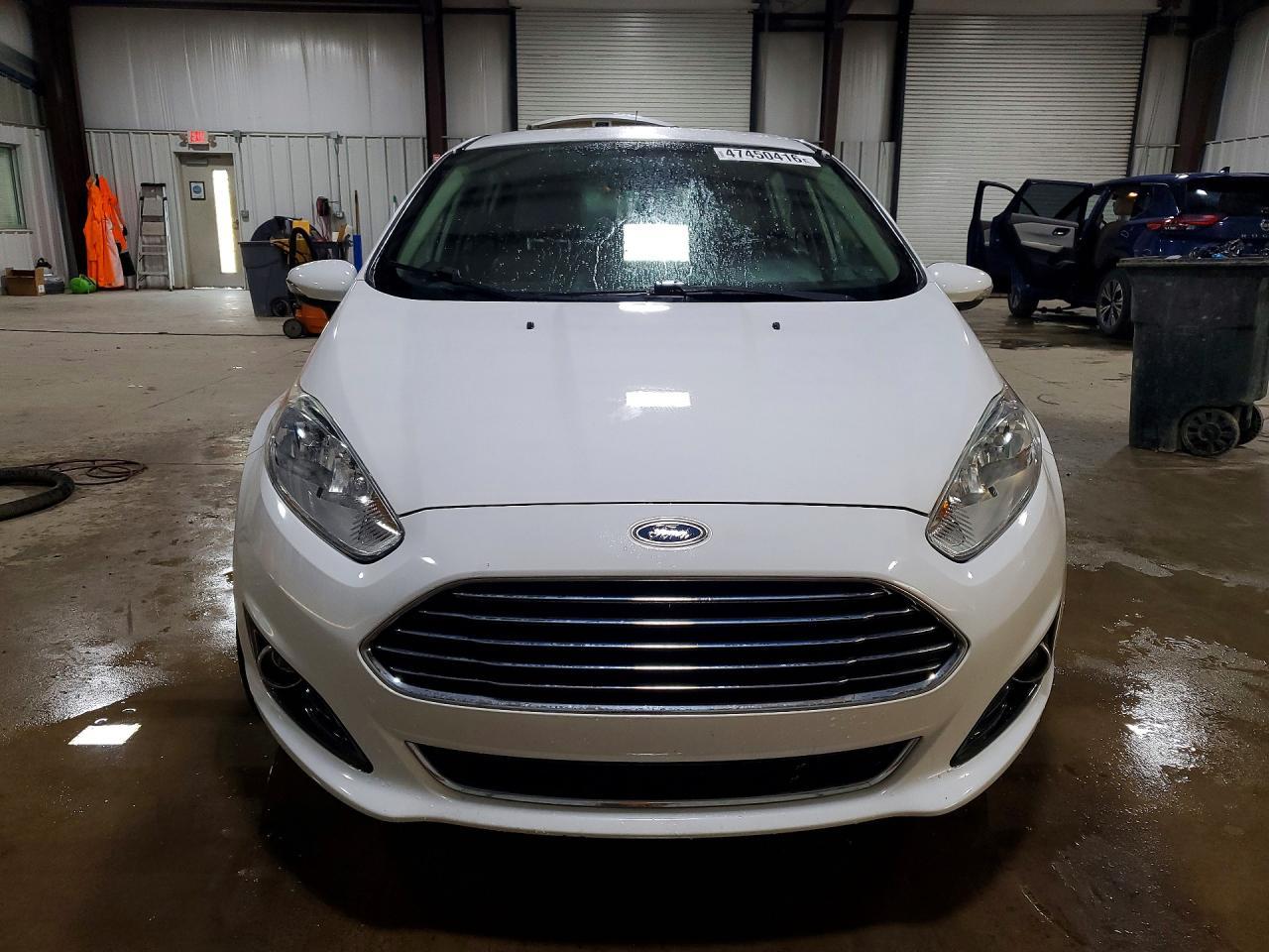 2014 FORD Fiesta