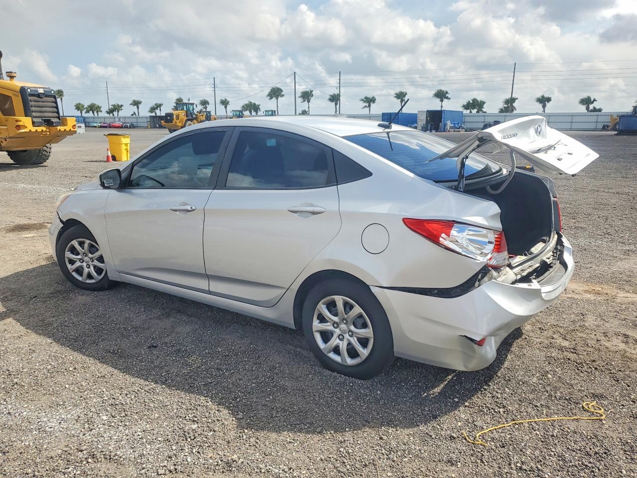 2013 HYUNDAI ACCENT