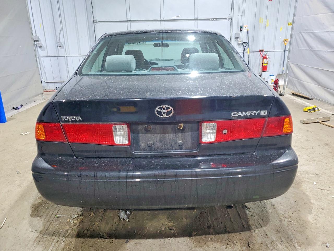 2000 TOYOTA CAMRY