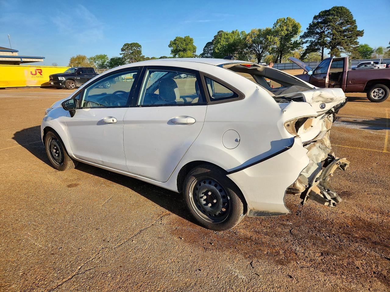 2013 FORD Fiesta