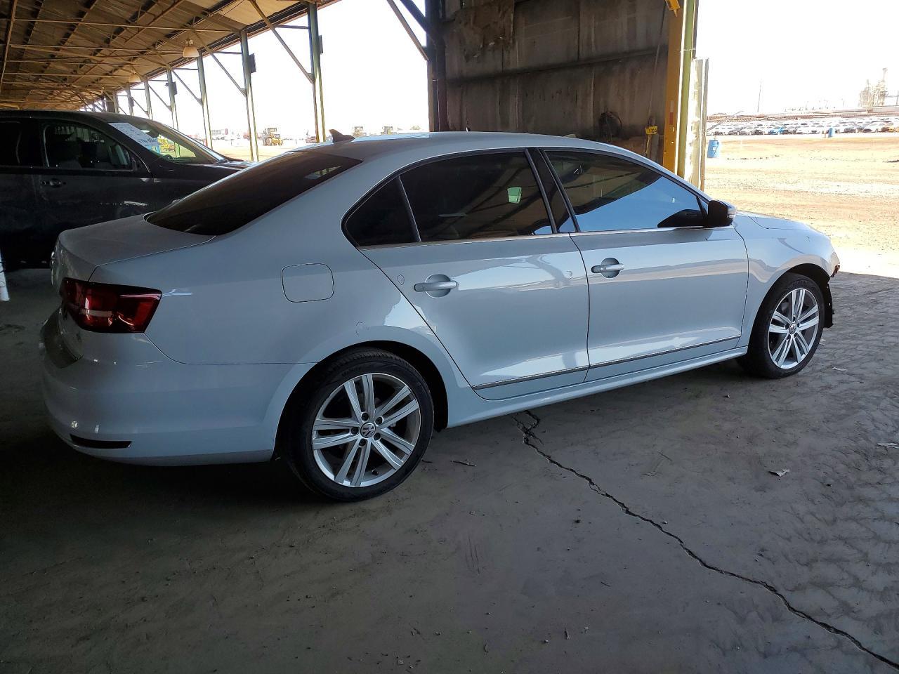 2017 VOLKSWAGEN JETTA