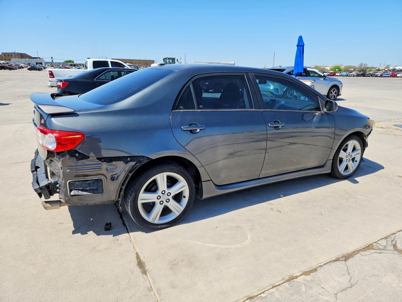 2013 TOYOTA COROLLA