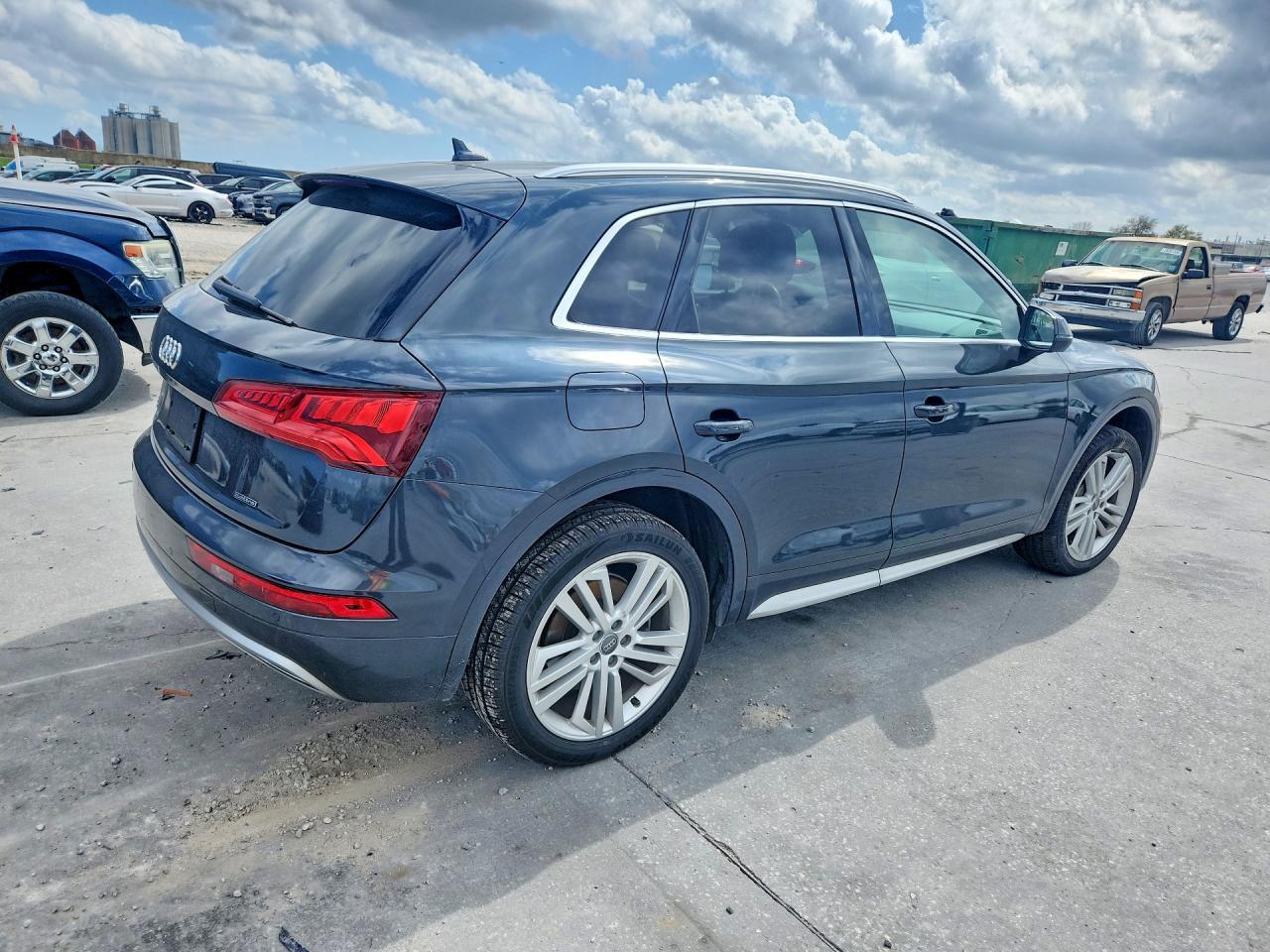 2020 AUDI Q5