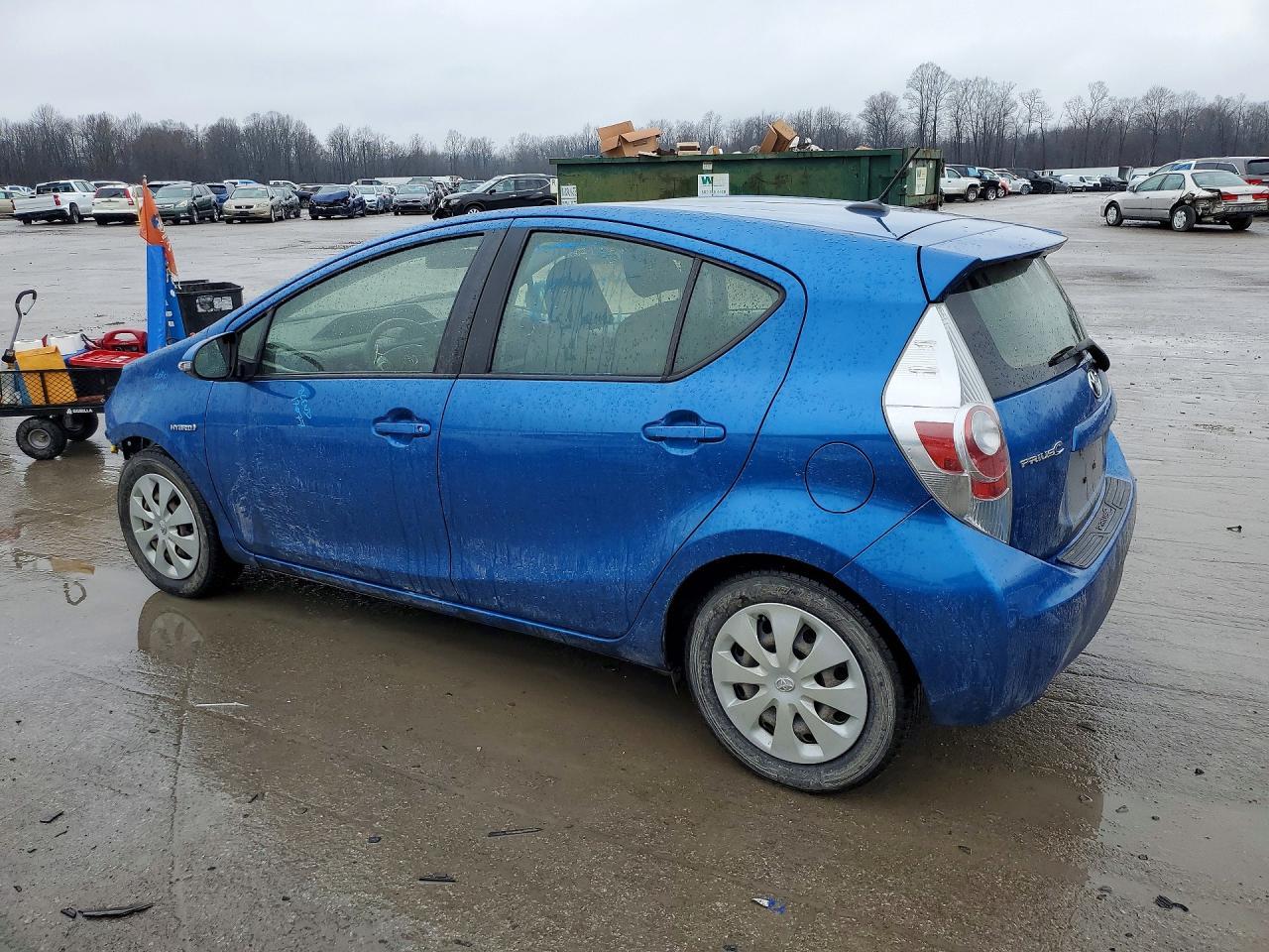 2013 TOYOTA Prius c