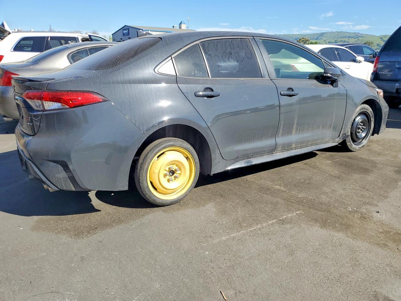 2025 TOYOTA COROLLA