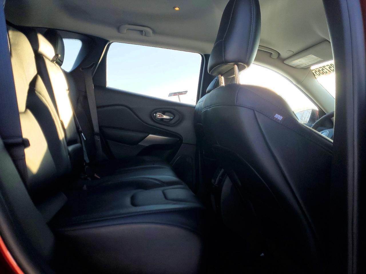 2021 JEEP CHEROKEE