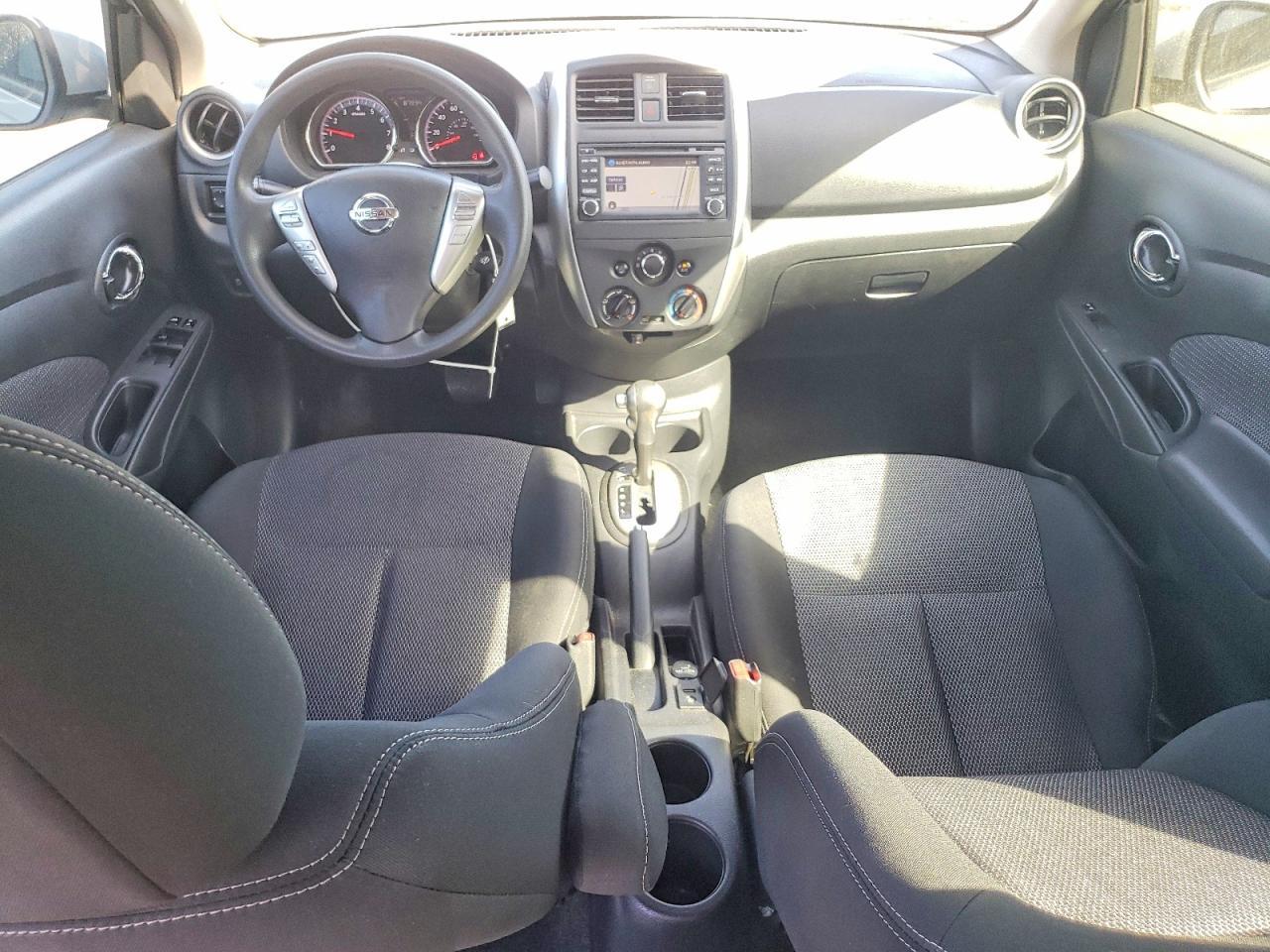2015 NISSAN VERSA