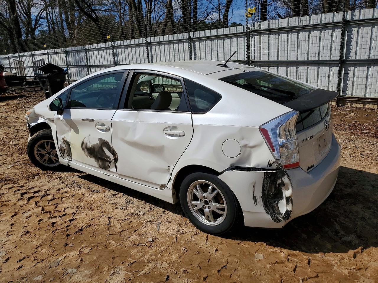 2011 TOYOTA PRIUS