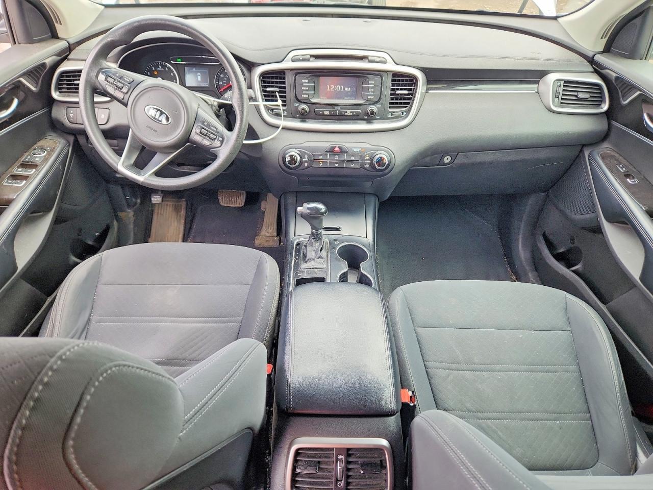 2017 KIA SORENTO