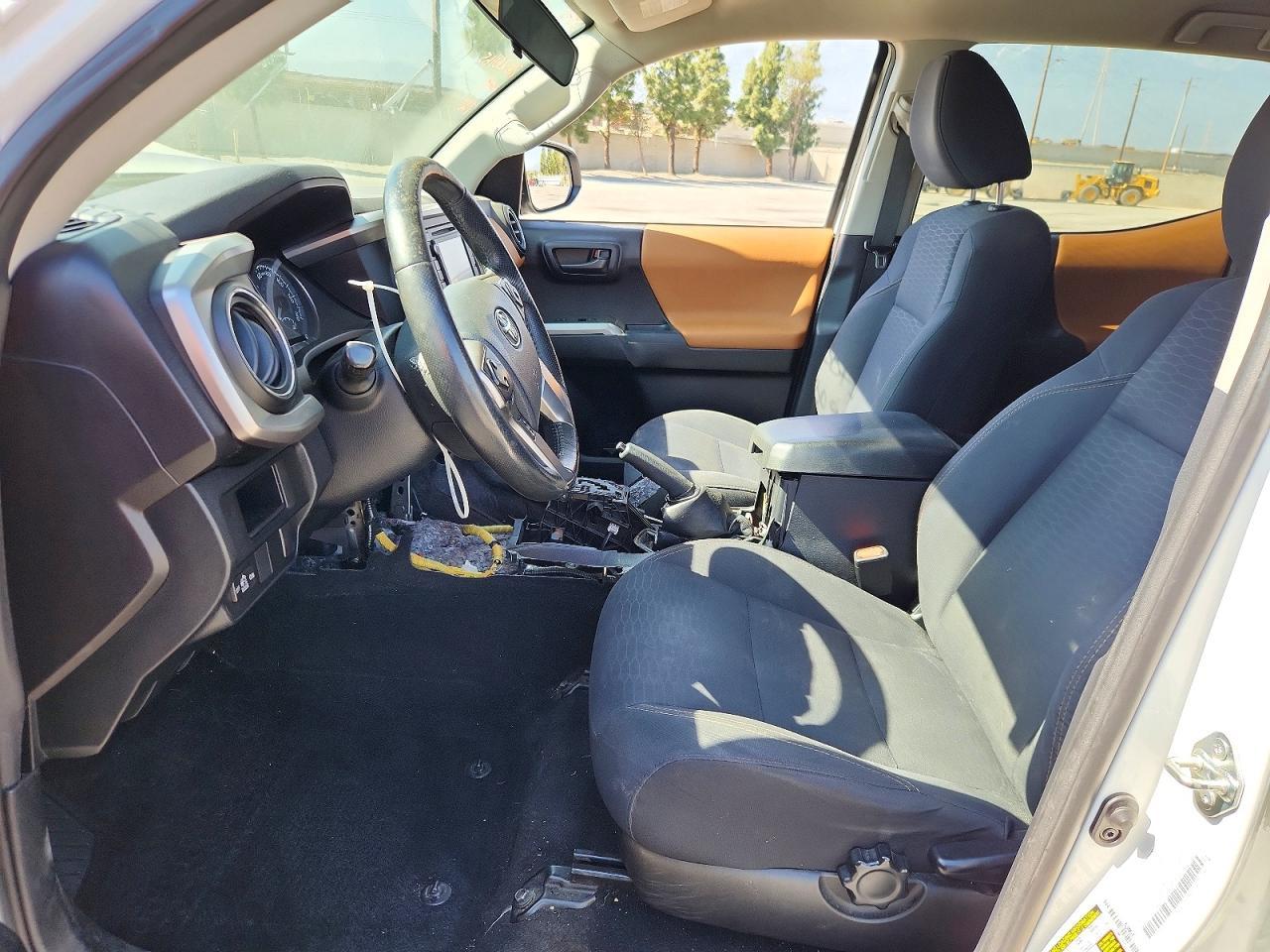 2017 TOYOTA TACOMA