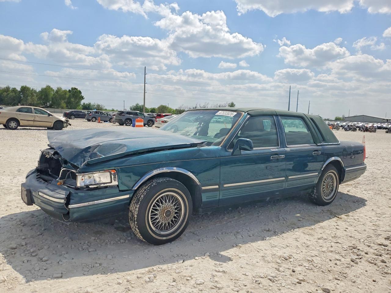 1997 LINCOLN Town Car