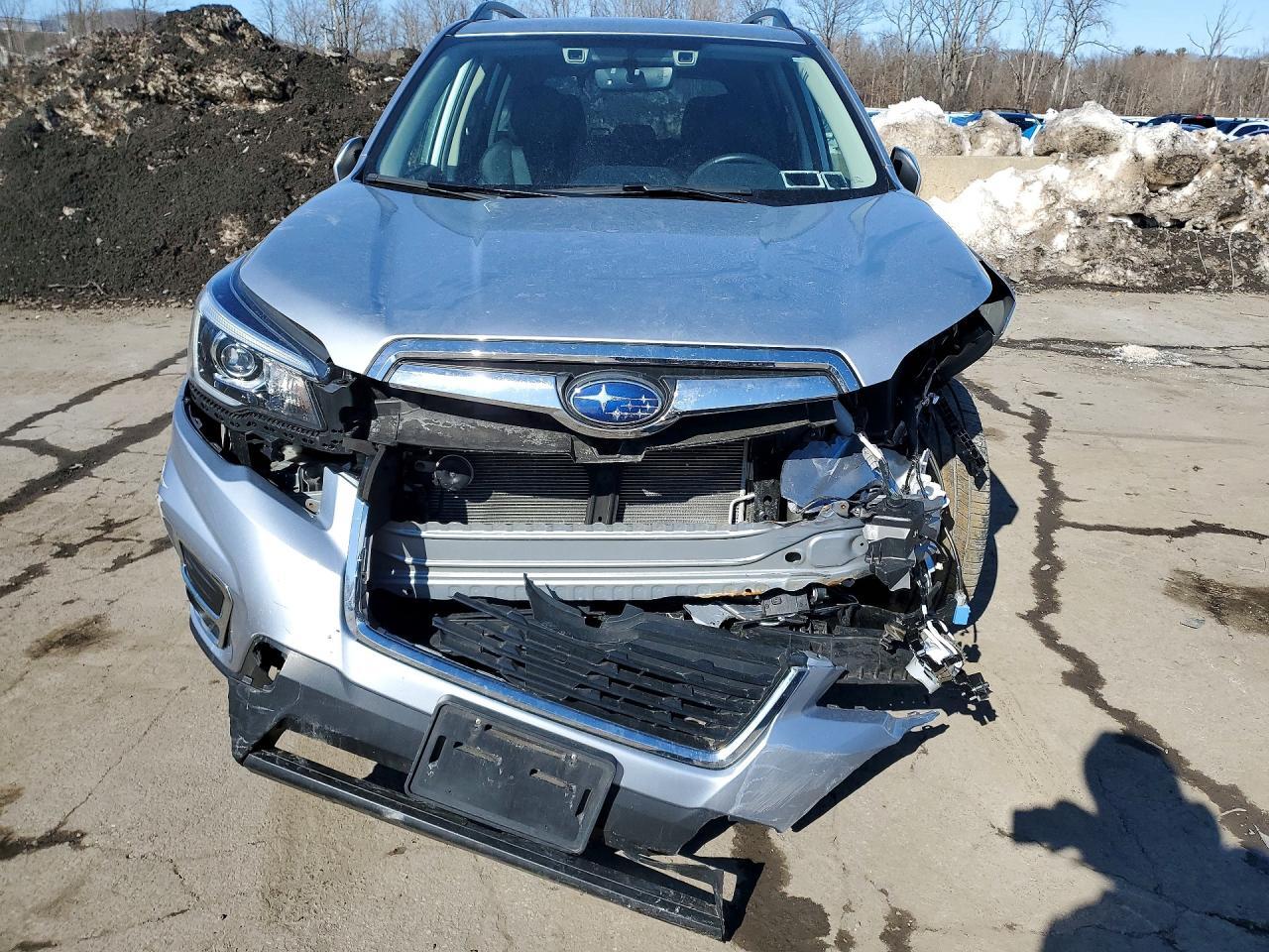 2020 SUBARU FORESTER