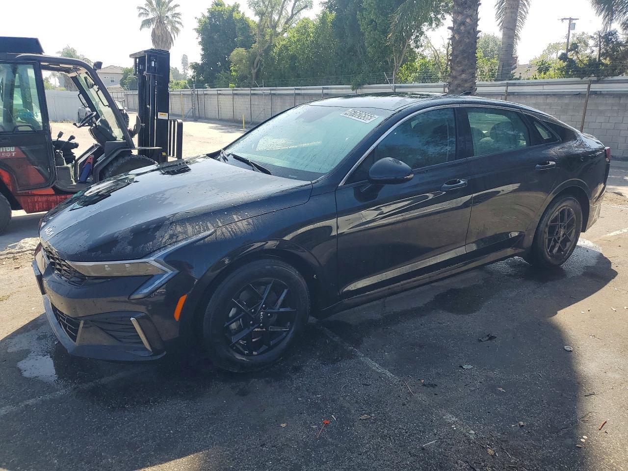 2025 KIA K5