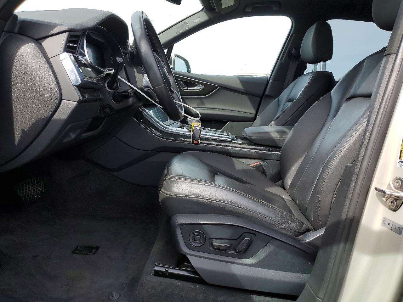 2020 AUDI Q7