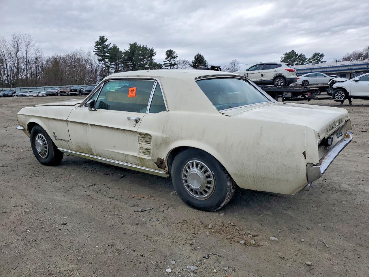 1967 FORD MUSTANG