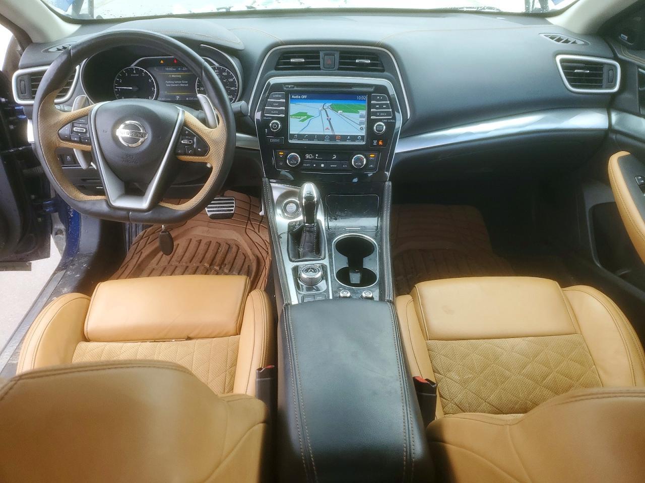 2017 NISSAN Maxima