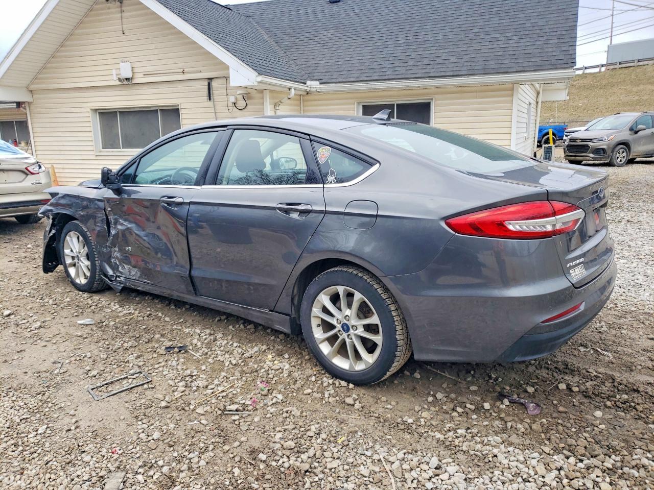 2019 FORD FUSION