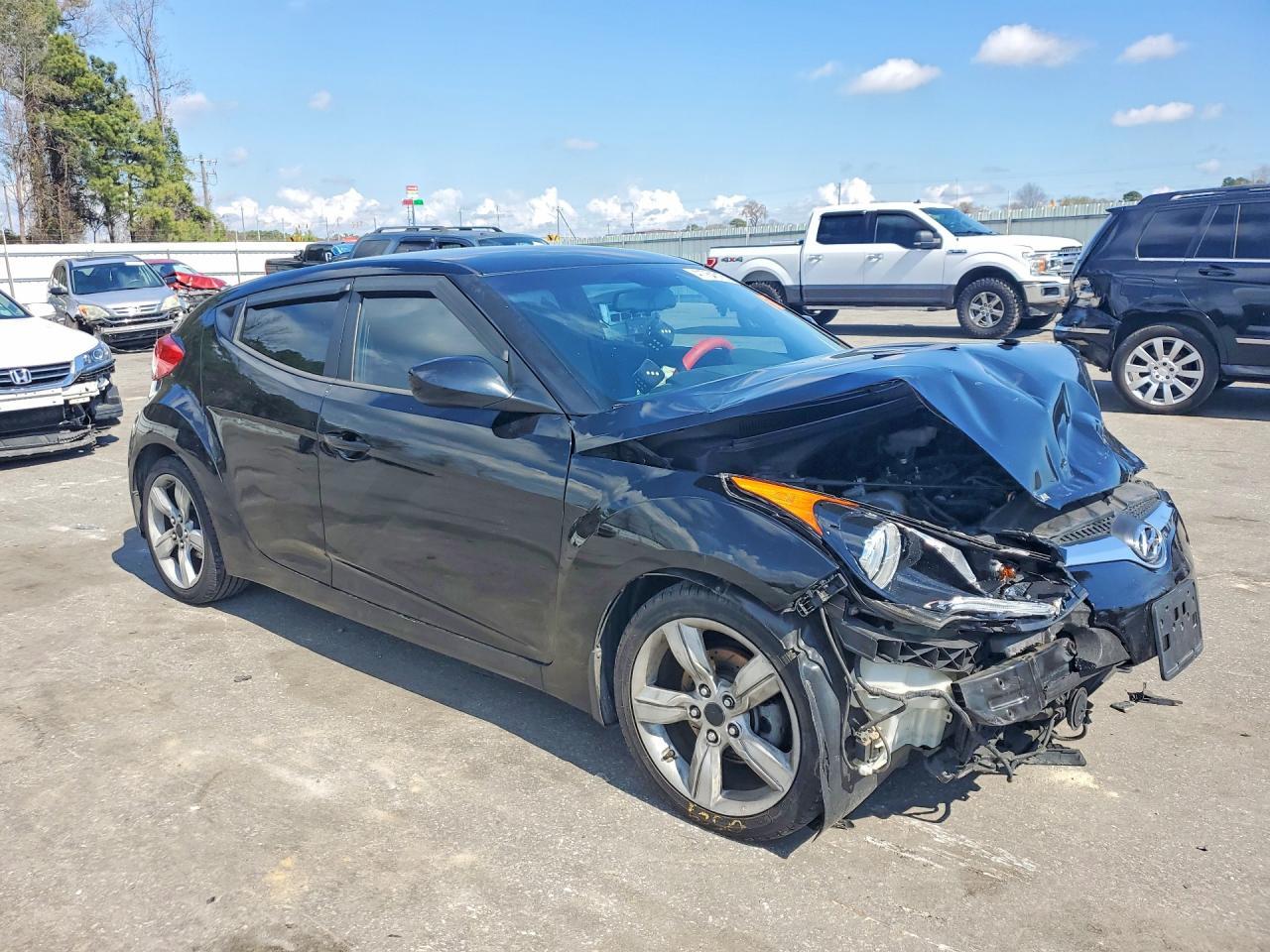 2013 HYUNDAI VELOSTER