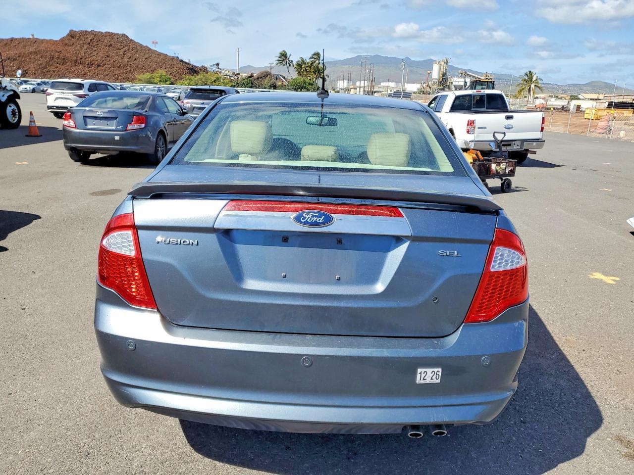 2011 FORD FUSION