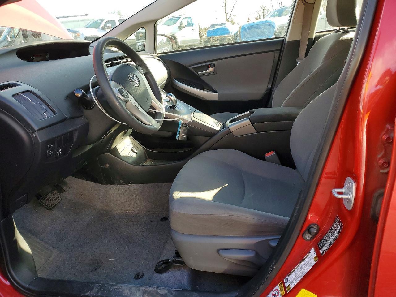 2015 TOYOTA PRIUS