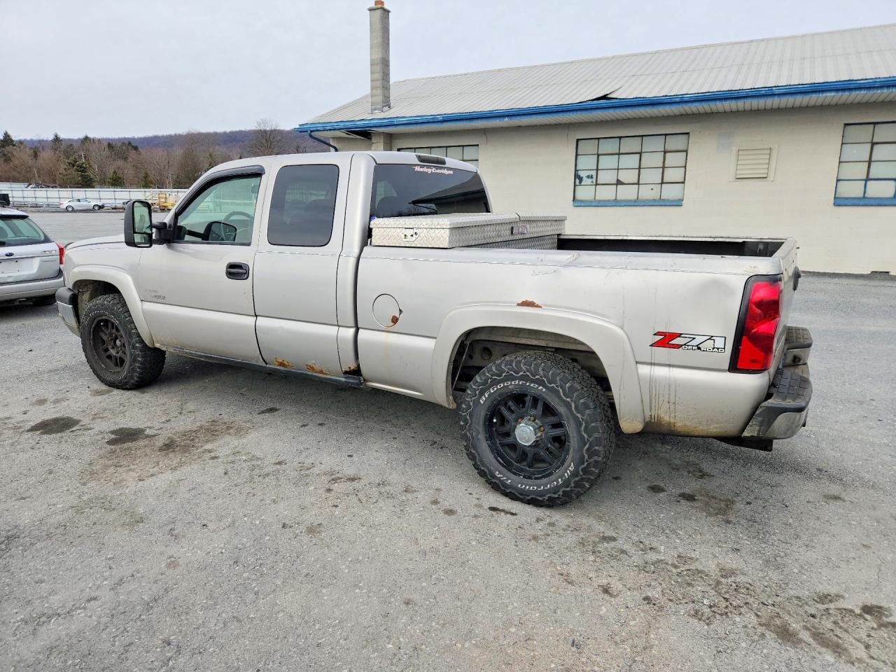 2004 CHEVROLET Silverado