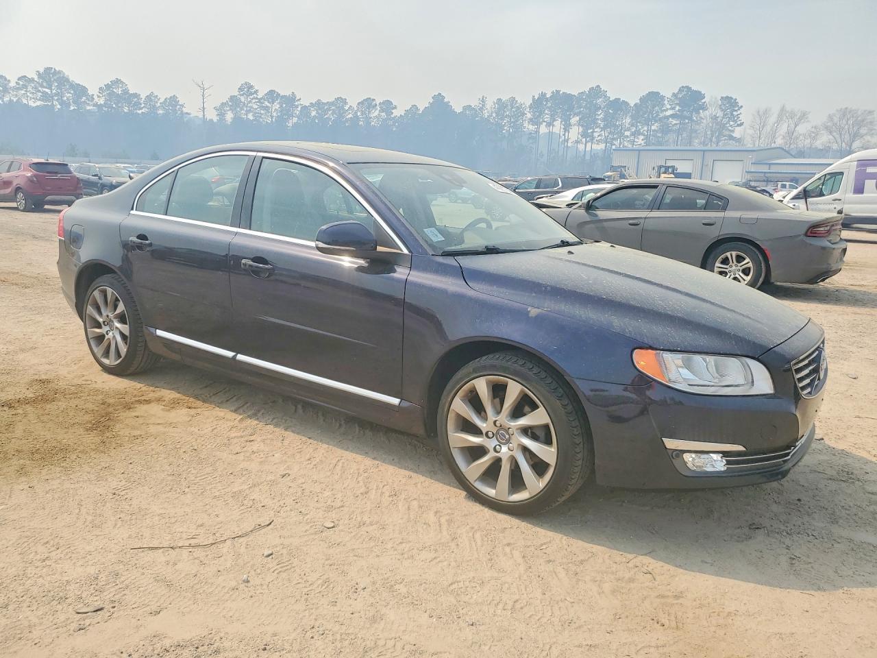 2016 VOLVO S80