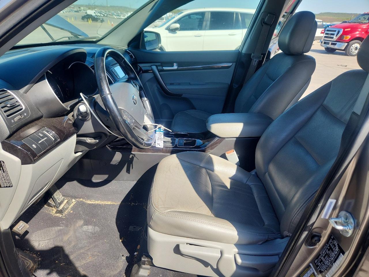2015 KIA SORENTO