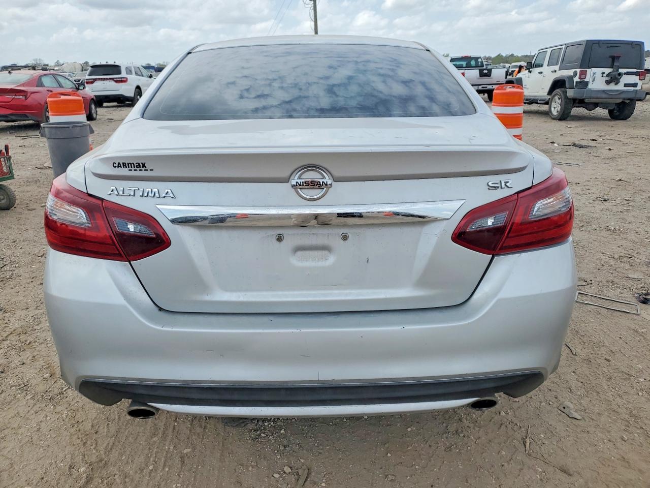 2017 NISSAN ALTIMA
