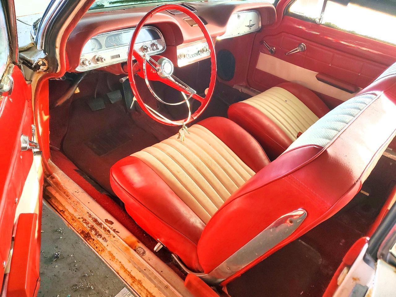 1962 CHEVROLET Classic
