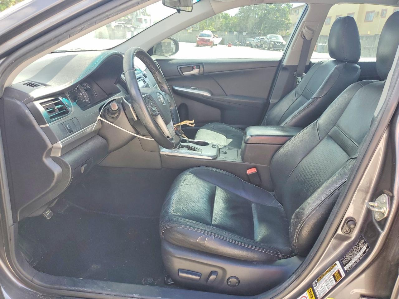 2014 TOYOTA CAMRY