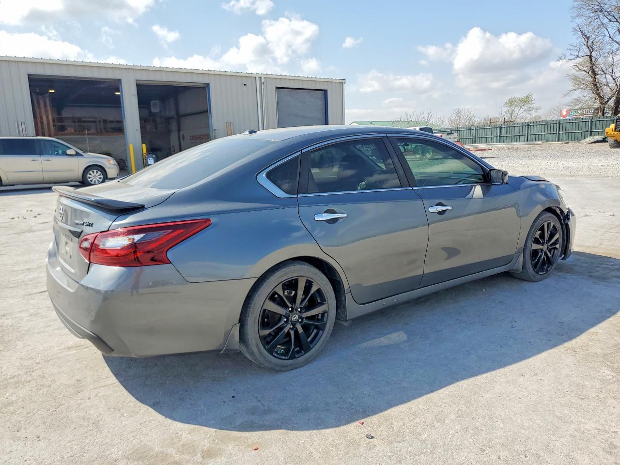 2018 NISSAN ALTIMA