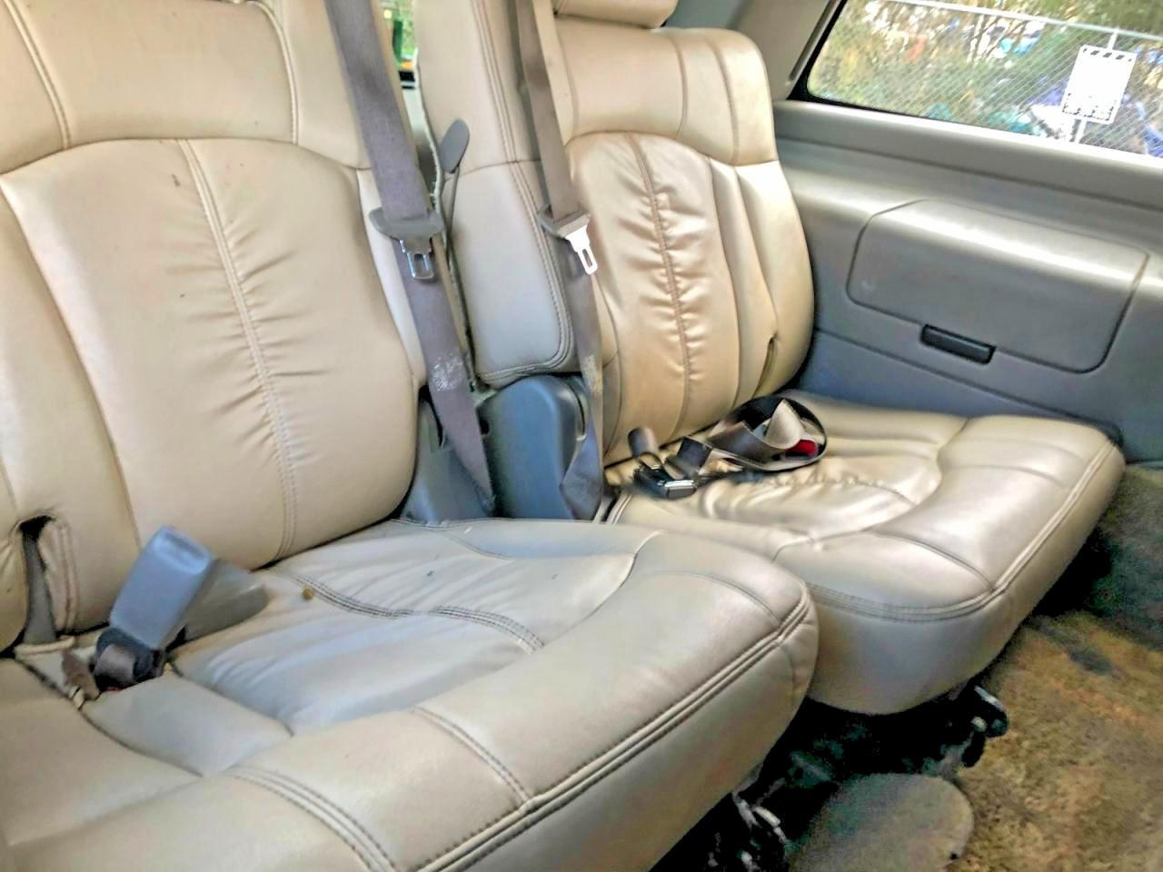2001 CHEVROLET Tahoe