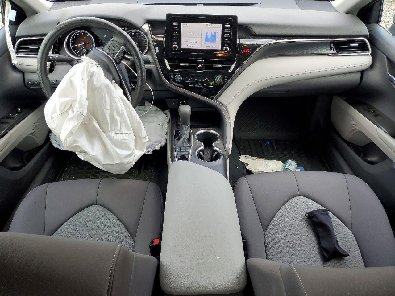 2022 TOYOTA CAMRY