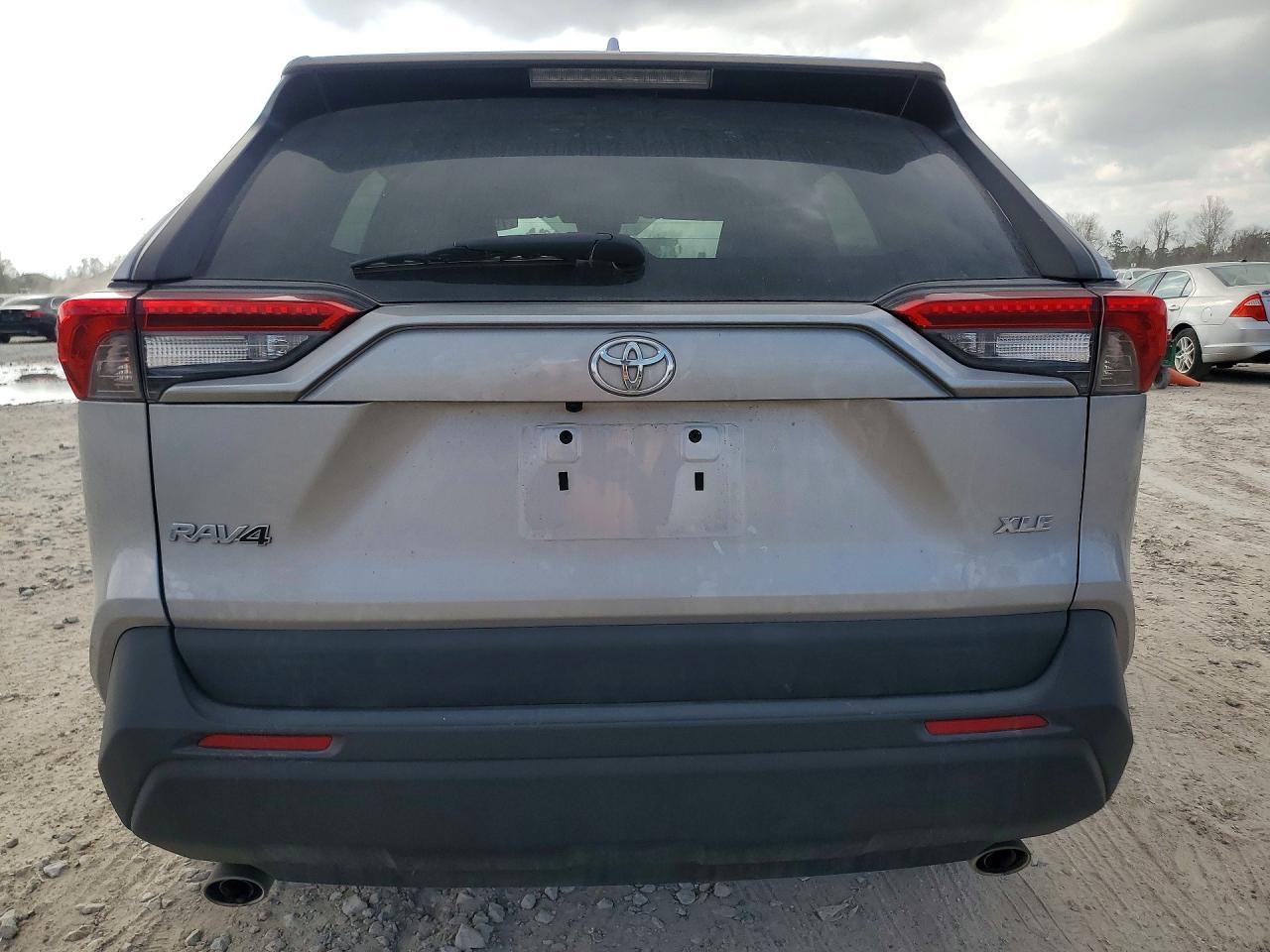 2021 TOYOTA RAV4